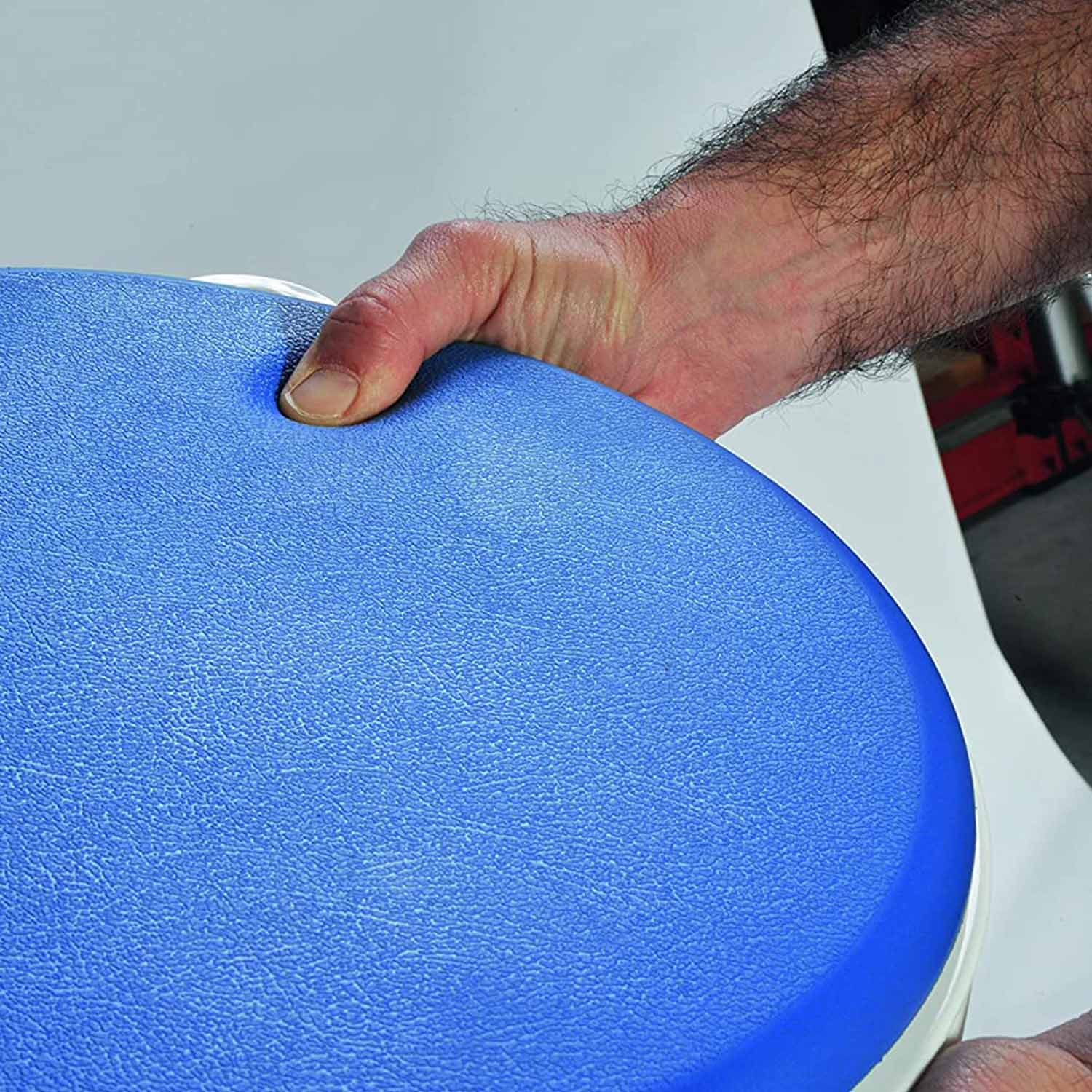 RTL12061_2 Bath Stool With Rotating Padded Seat